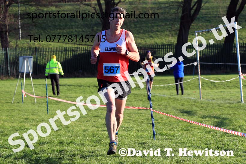 Mens Senior Masters, 2023 Birtley Cross Country Relays, County Durham. Photo: David T. Hewitson/Sports for All Pics